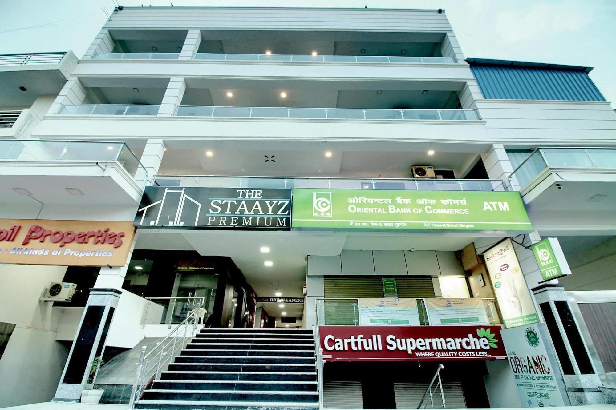 Staayz Premium Gurgaon Hotel Luaran gambar