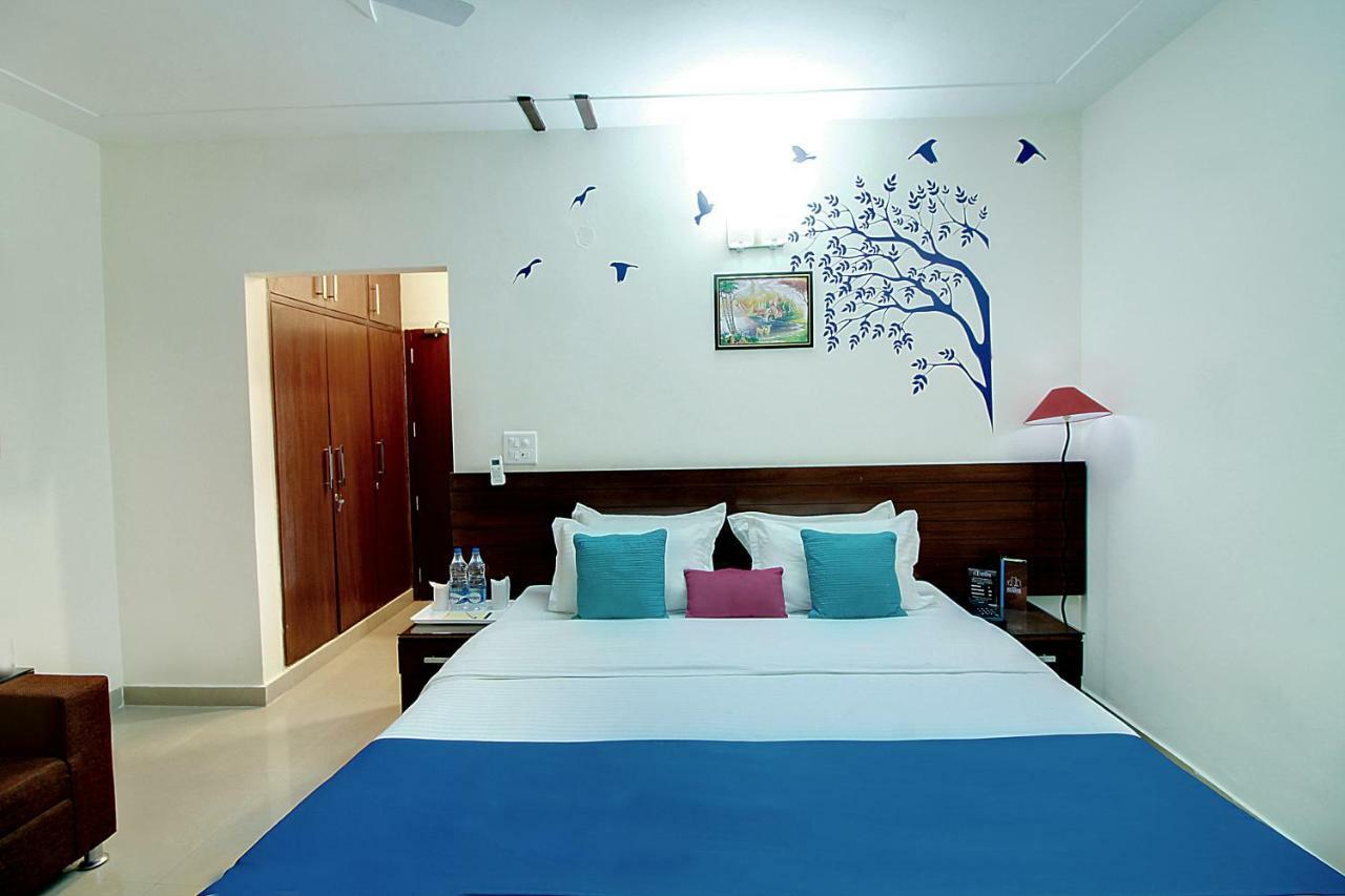Staayz Premium Gurgaon Hotel Luaran gambar